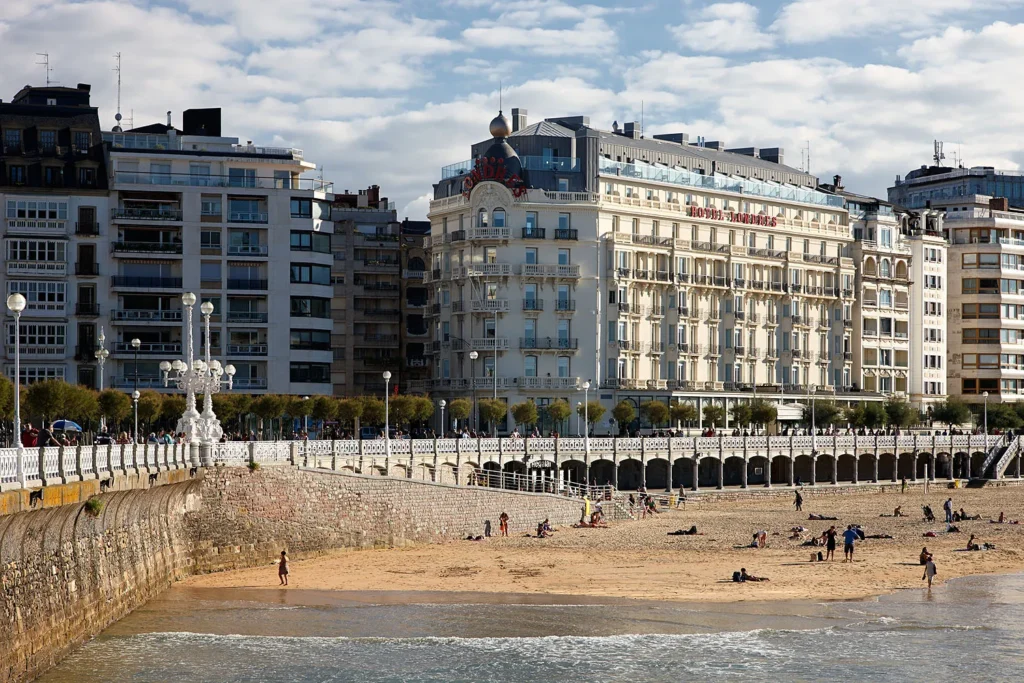 Exterior_Hotel_Londres_Inglaterra_San_Sebastian