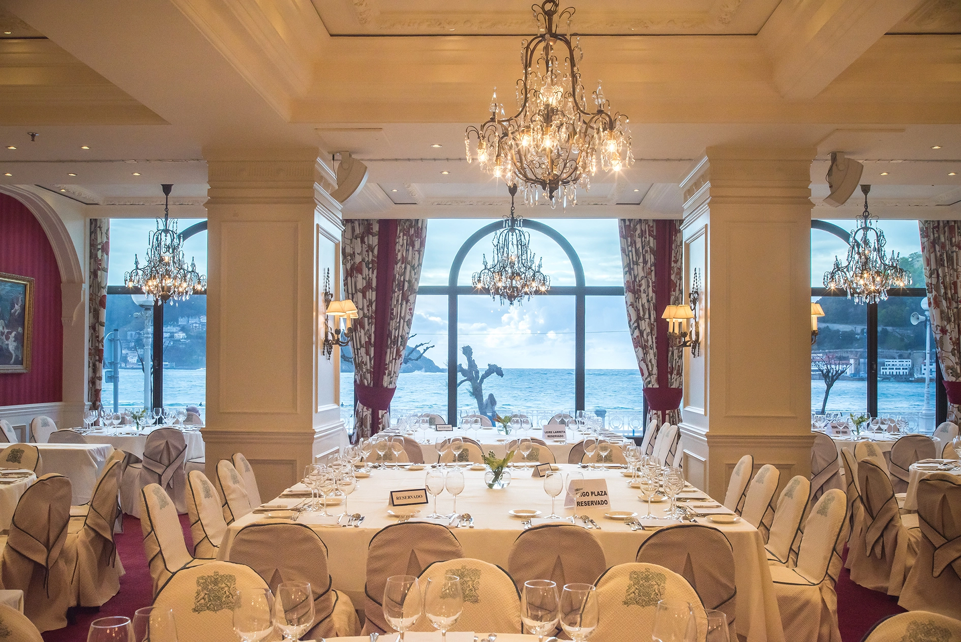 Salon-Hotel-Inglaterra-San_SEbastian